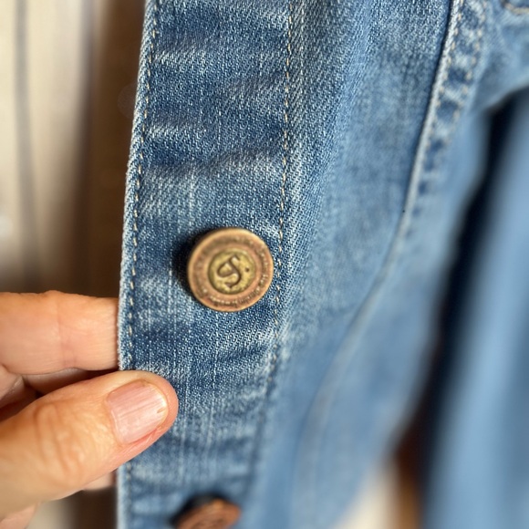 SUPERTRASH Medium Wash Denim Jacket, Size 34, EUC Streetwear - Picture 6 of 12